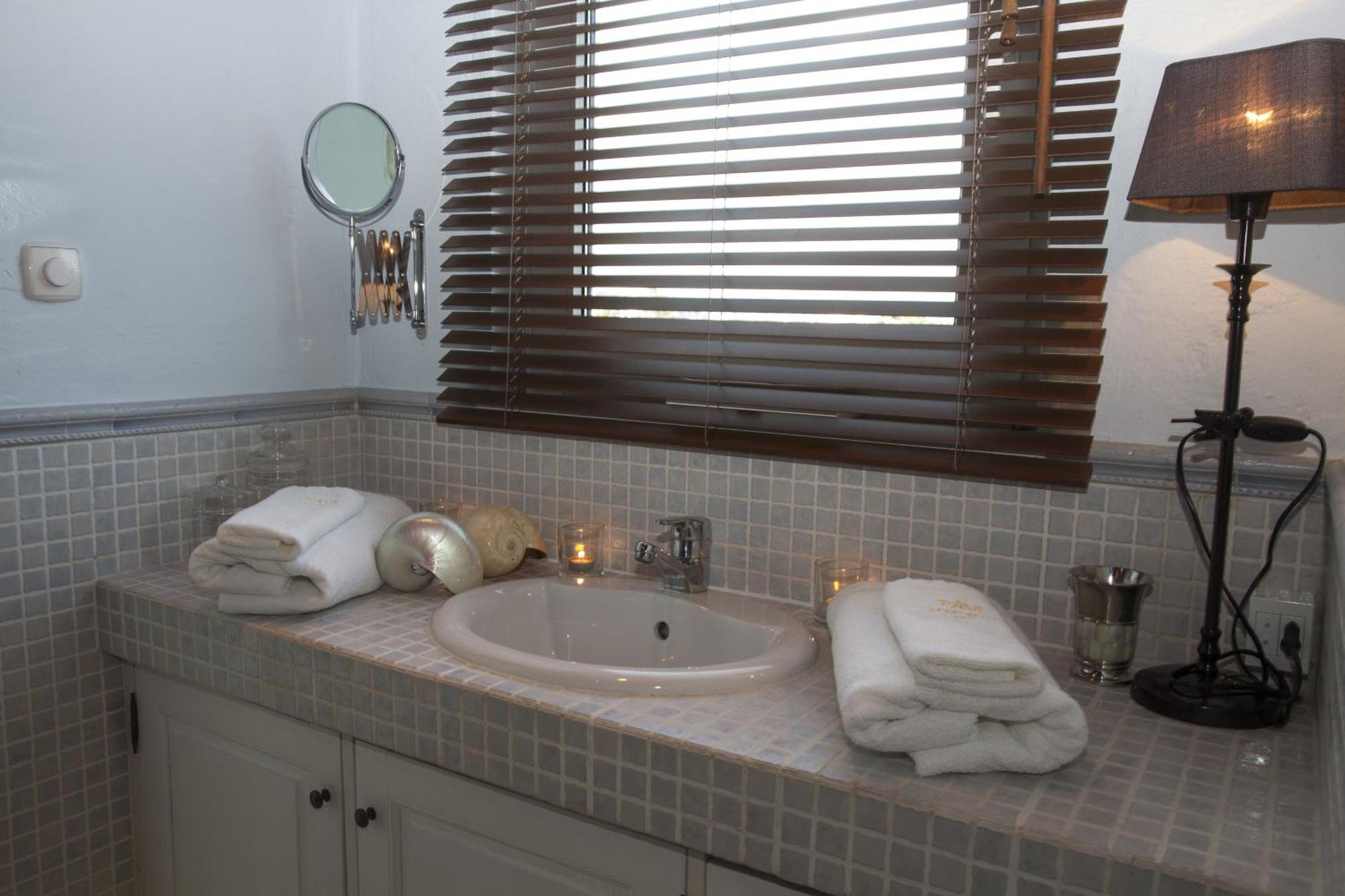 Pavi Apts - Private Rooftop Swimming Pool Appartamento Lubiana